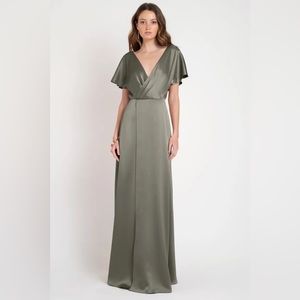 JENNY YOO- RAYA DRESS IN MOSS. Sz 14